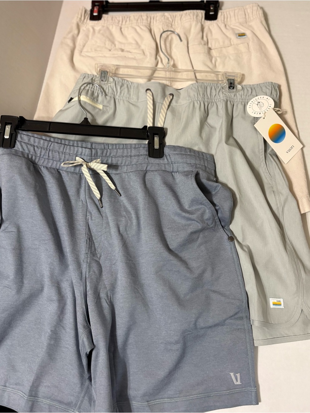 Vuori men’s XXL bundle 3 shorts nwt gray nwot blue EUC light khaki corduroy